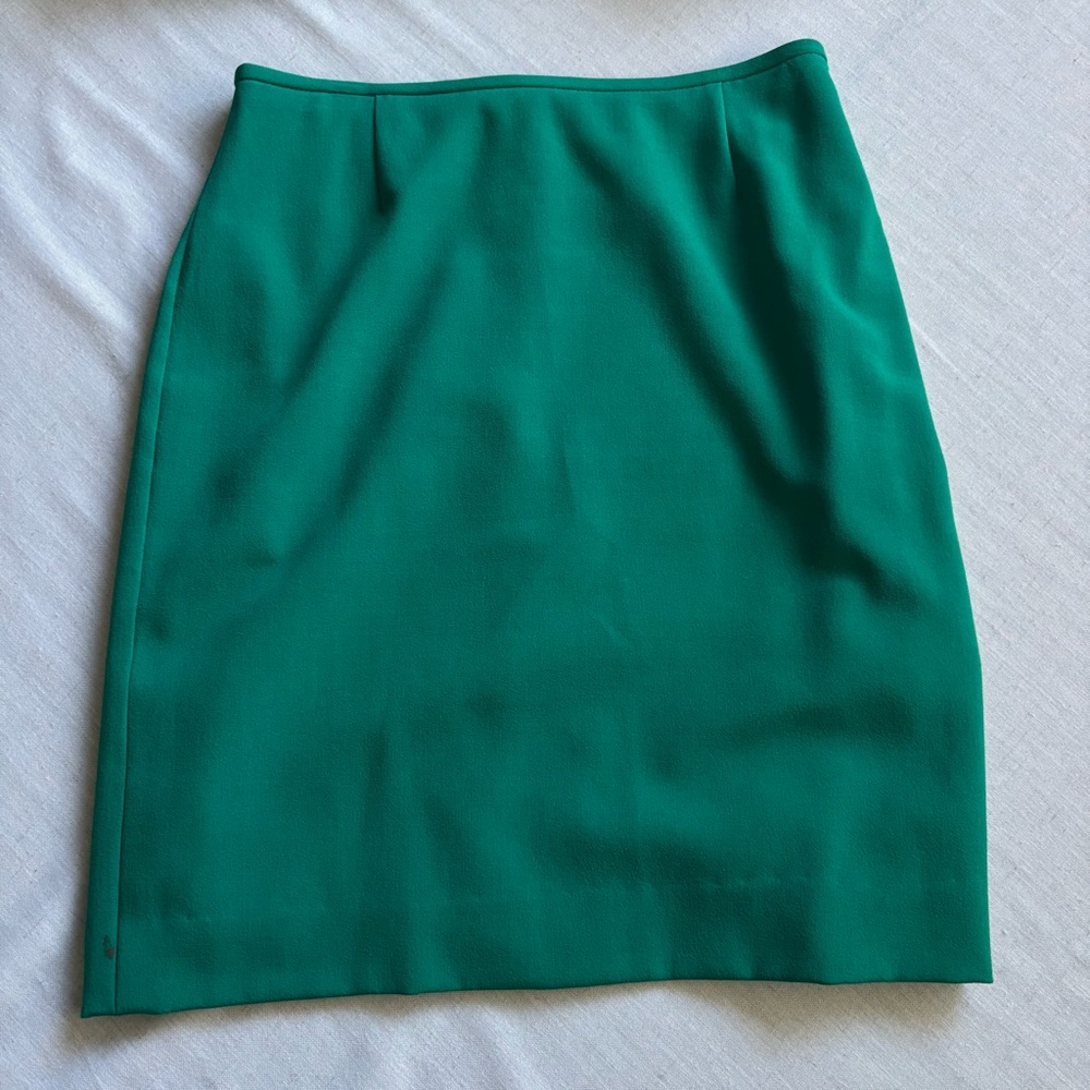 Tahari Arthur S. Levine Green Blazer & Skirt Suit Set Women’s Size 4 Elegant - Picture 9 of 15